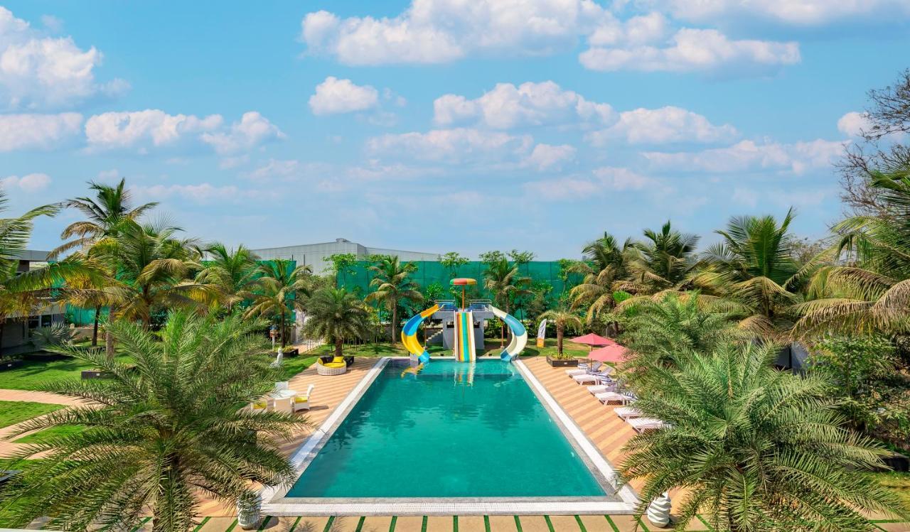 Saffronstays Palm Paradise, Kalyan Khadavli - Swimming Pool With Water Slides, Gazebo And Indoor Games Padghe 外观 照片
