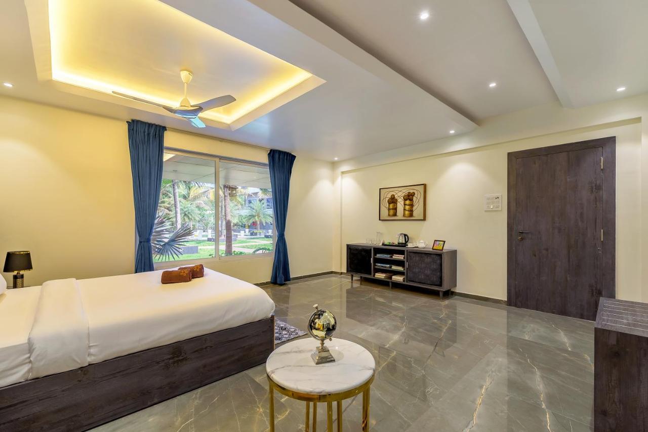 Saffronstays Palm Paradise, Kalyan Khadavli - Swimming Pool With Water Slides, Gazebo And Indoor Games Padghe 外观 照片